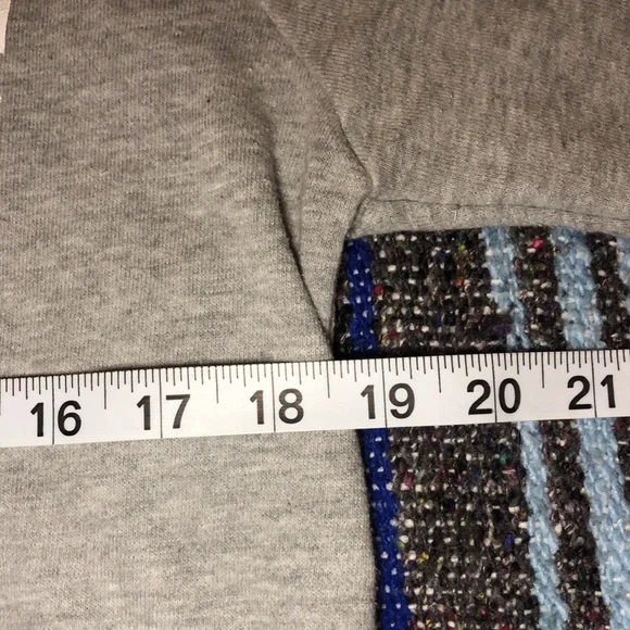 Chicago Bulls Harwood Classics Sweatshirt - Picture 9 of 10